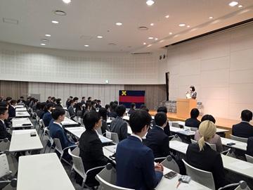 高校生研究助手18名、特別研究生21名、計39名の地元高校生/高専生を受け入れ